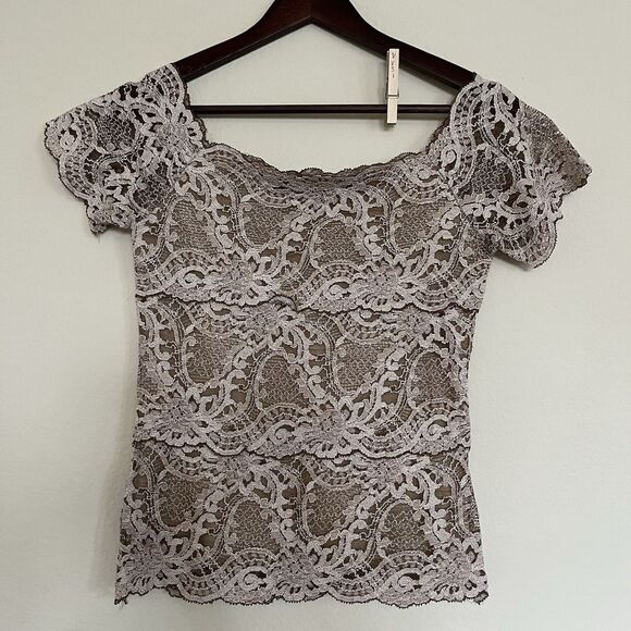 Boston Proper Short Sleeve Stretch Lace Gold Champagne Boat Neck Lined Top SZ S - Picture 1 of 10